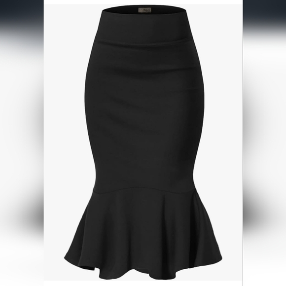 Elegant Black Women's Skirt - Picture 1 of 15